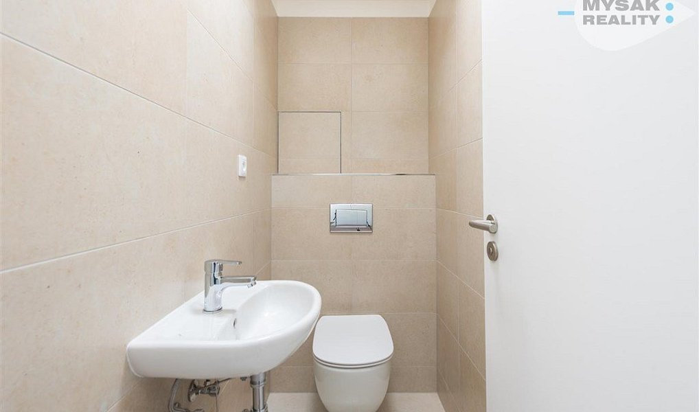 Pronájem bytu 3+kk 80 m², Praha – náhled fotky 16