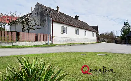 Prodej domu 135 m² s pozemkem 648 m², Ústrašice, okres Tábor