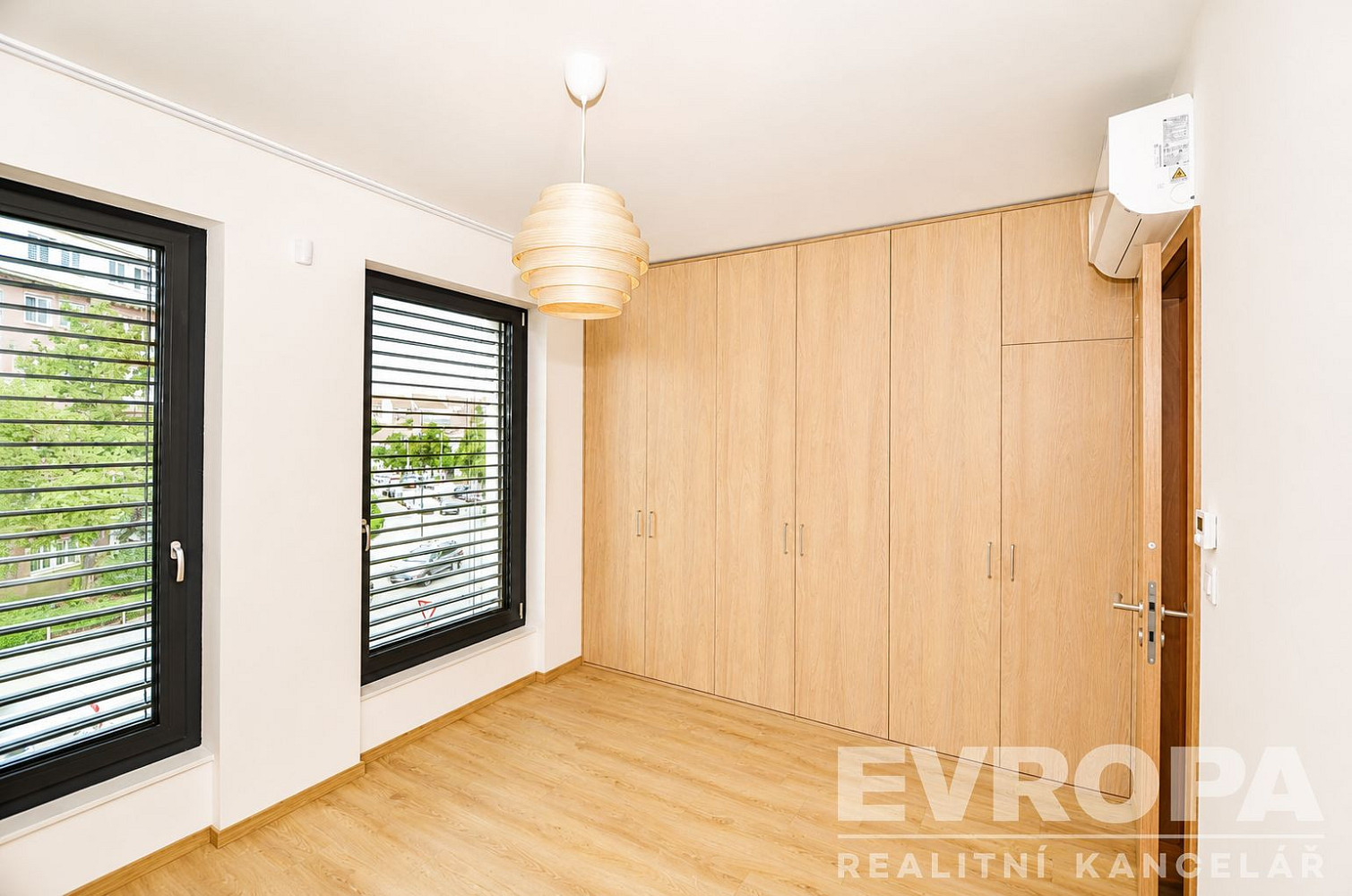 Pronájem bytu 3+kk 75 m² — photo 5