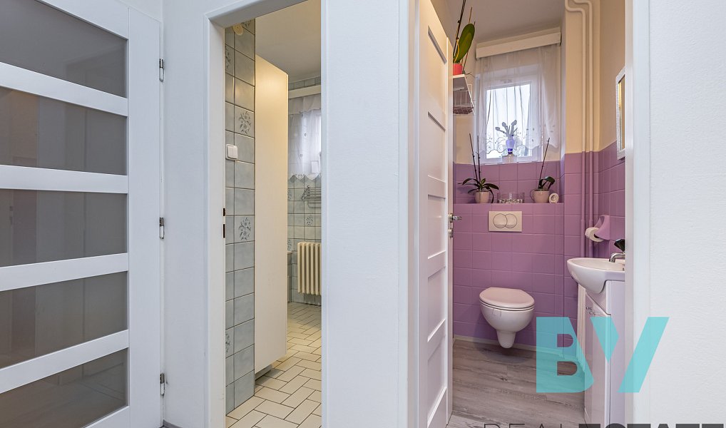 Prodej domu 308 m² s pozemkem 731 m², Praha – náhled fotky 18