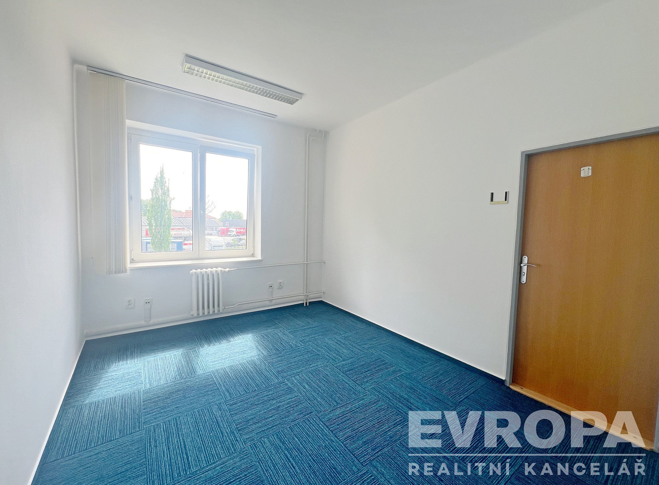 Pronájem kanceláře 27 m² – fotografie 5