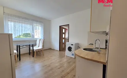 Pronájem bytu 1+1 37 m², Sportovní, Loket, okres Sokolov