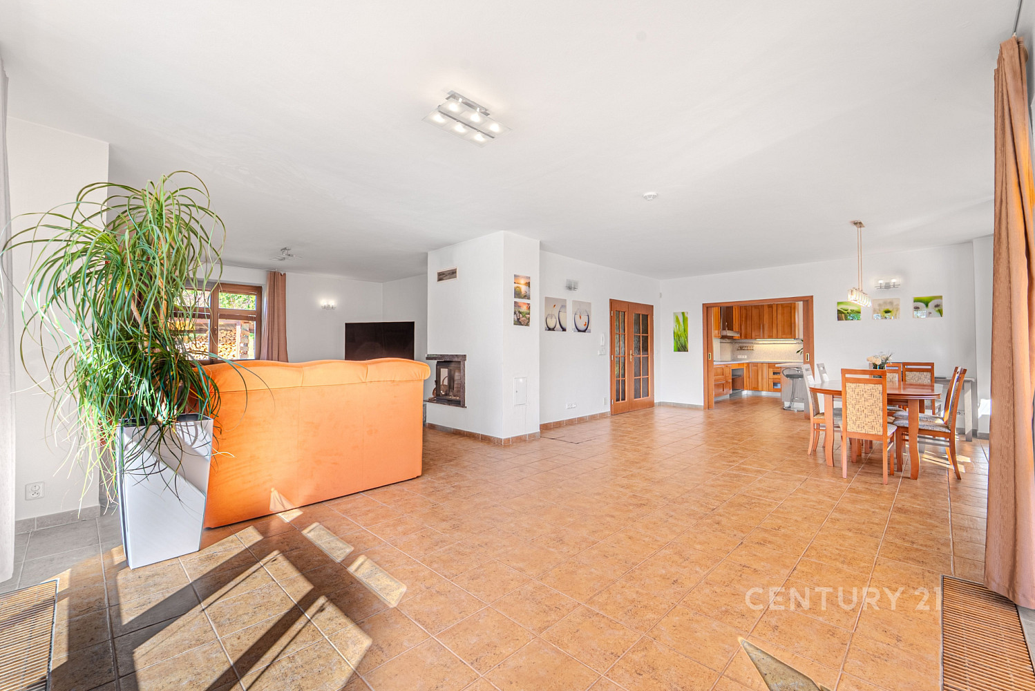Prodej domu 327 m² s pozemkem 5 036 m² – fotografie 5