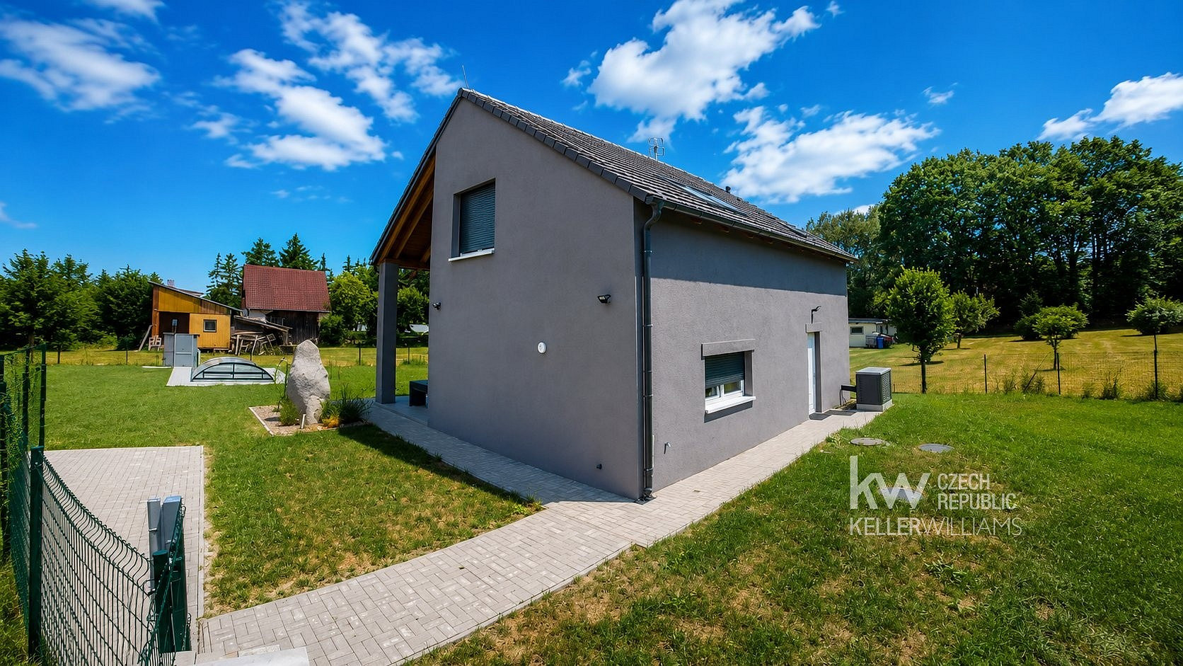 Pronájem domu 122 m² s pozemkem 708 m²