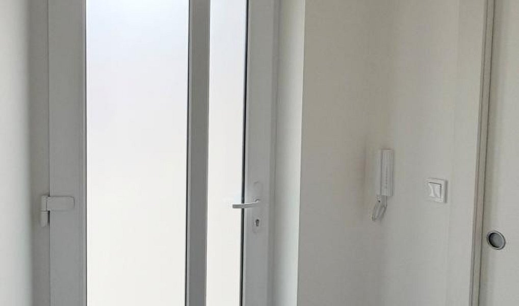 Pronájem bytu 1+kk 25 m², Praha – náhled fotky 11