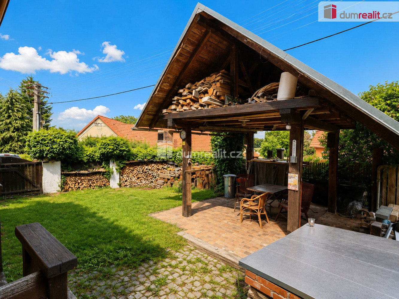 Prodej domu 222 m² s pozemkem 619 m² – fotografie 3