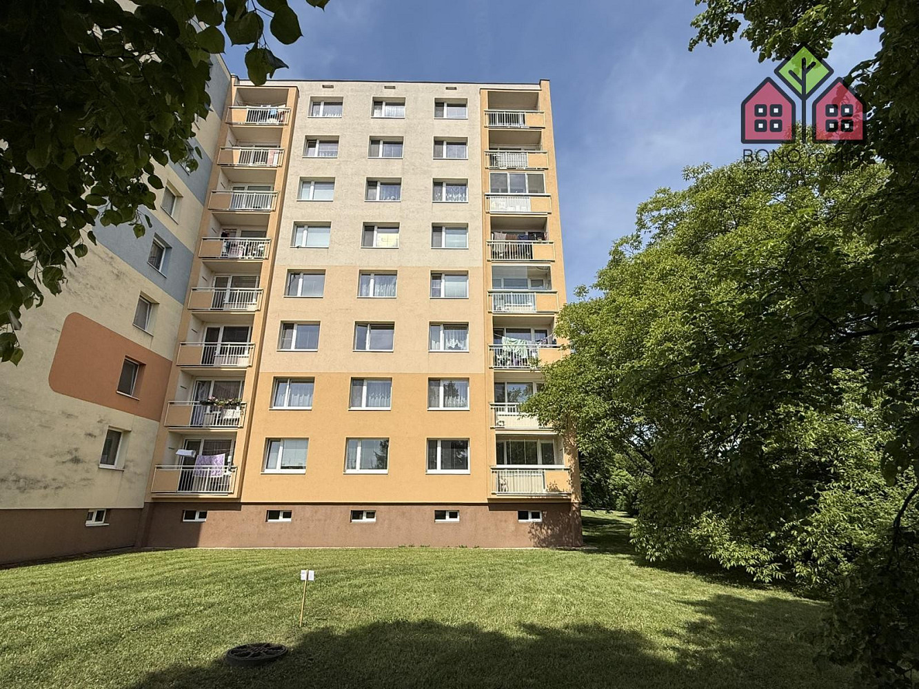 Pronájem bytu 2+1 60 m² – fotografie 3