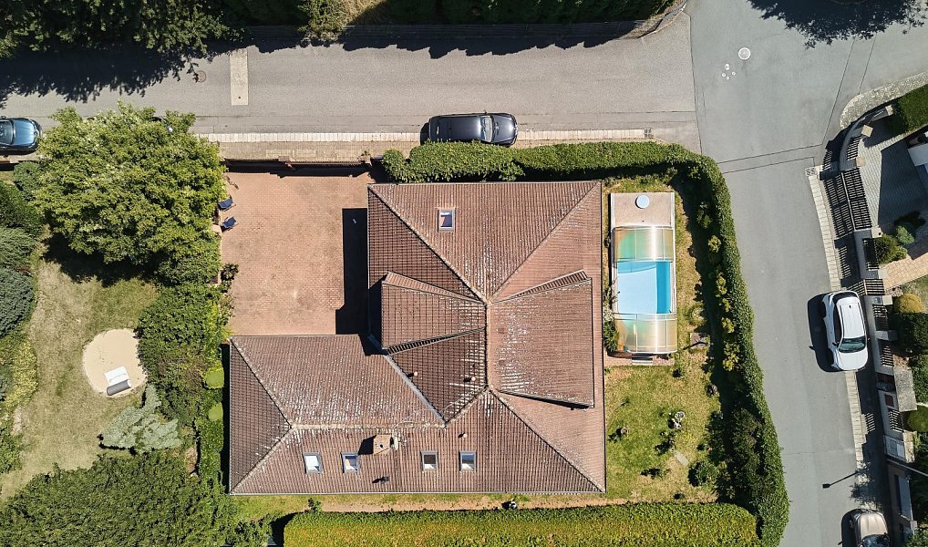 Prodej domu 320 m² s pozemkem 648 m², Jesenice – náhled fotky 7