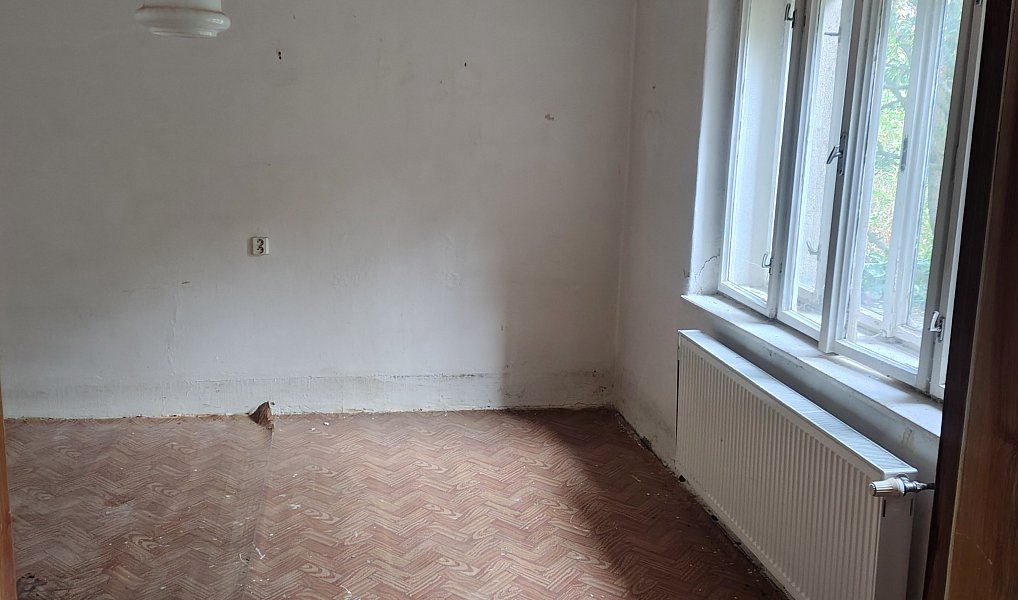 Prodej domu 260 m² s pozemkem 3 645 m², Lhota – náhled fotky 8