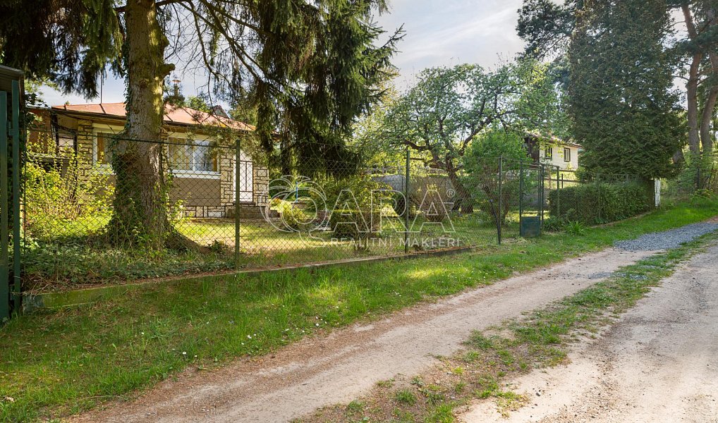 Prodej stavebního pozemku 622 m², Kamenice – náhled fotky 23