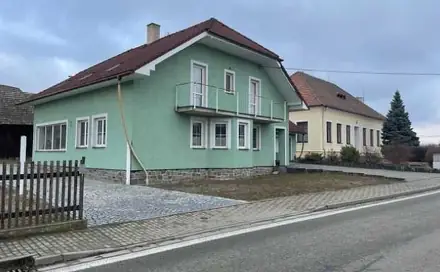 Dražba domu 242 m² s pozemkem 37 m², Vlkov
