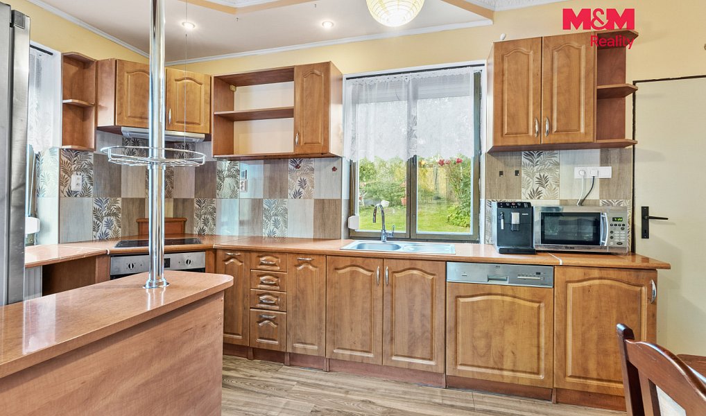 Prodej domu 140 m² s pozemkem 427 m², Frýdlant – náhled fotky 2