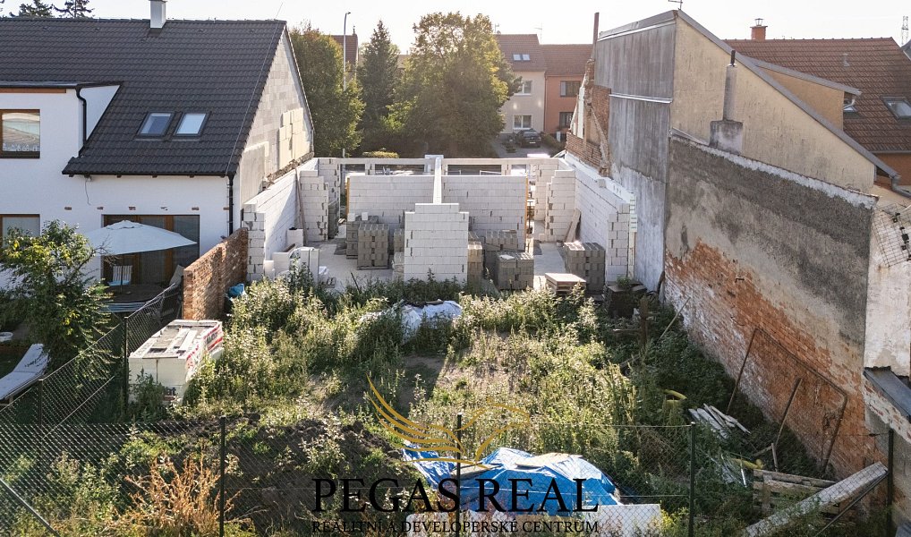 Prodej bytu 4+kk 105 m², Měnín – náhled fotky 2
