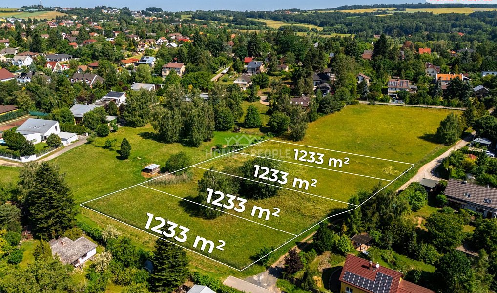 Prodej stavebního pozemku 2 466 m², Kamenice – náhled fotky 3