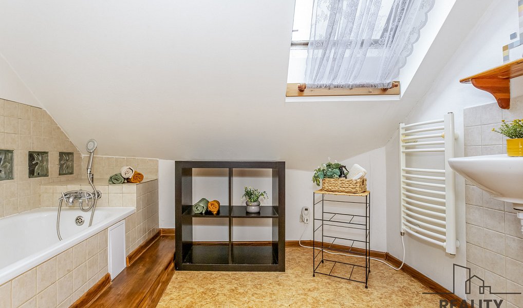 Prodej ubytovacího objektu 220 m², Český Krumlov – náhled fotky 20