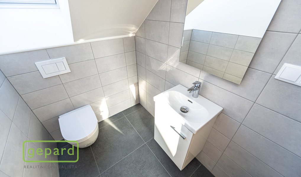 Prodej bytu 6+kk 159 m², Praha – náhled fotky 26