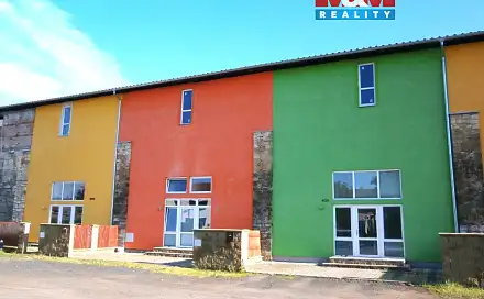 Prodej domu 218 m² s pozemkem 279 m², Dlouhá, Lenešice, okres Louny