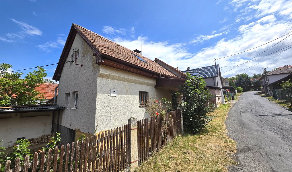 Prodej domu 90 m² s pozemkem 178 m², Příčina – náhled fotky 2