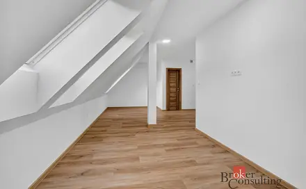 Pronájem bytu 1+kk 50 m², P. Bezruče, Valtice, okres Břeclav