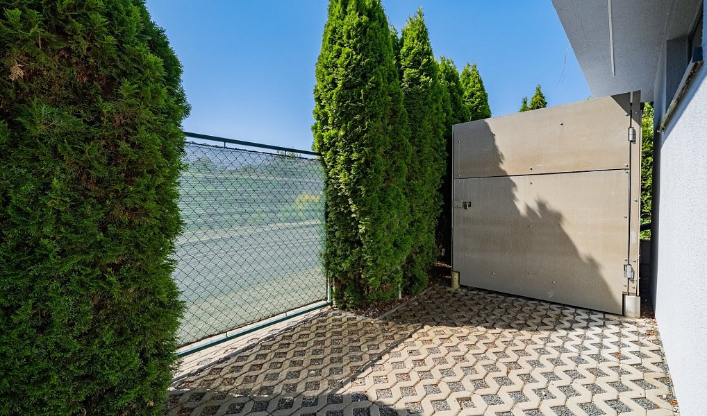 Prodej domu 109 m² s pozemkem 388 m², Popovičky – náhled fotky 38