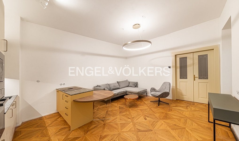 Pronájem bytu 2+kk 48 m², Praha – náhled fotky 3