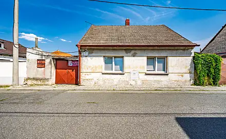 Prodej domu 90 m², III. ulice, Vinařice, okres Kladno