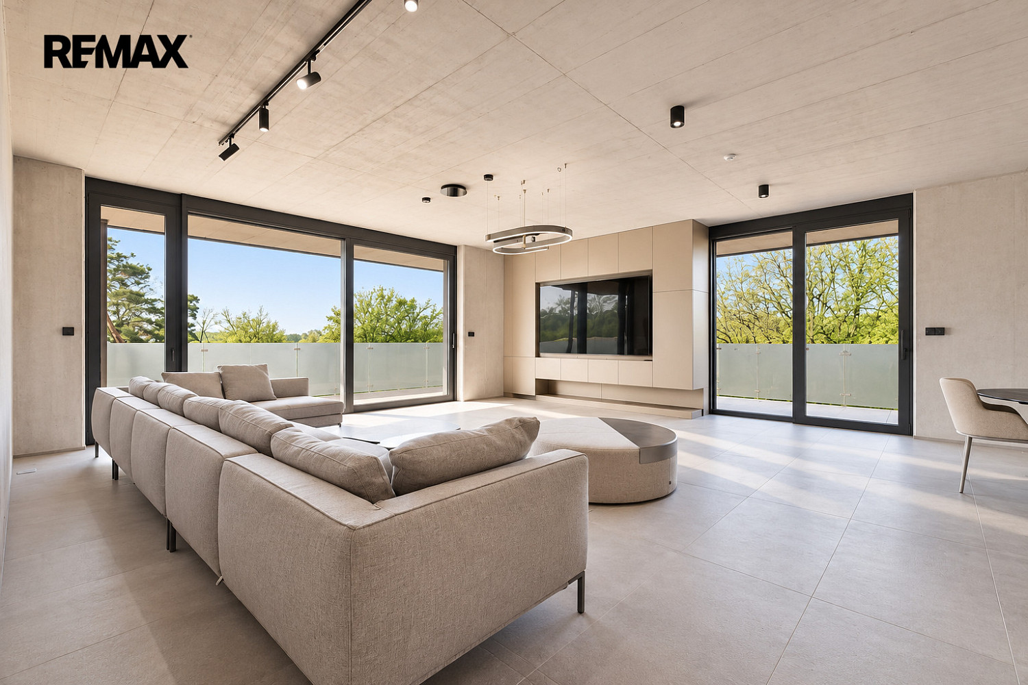 Fotka 2 z 30