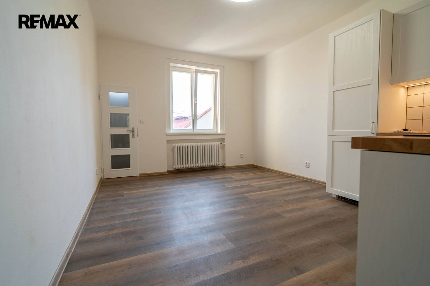 Pronájem bytu 2+1 76 m² — photo 3