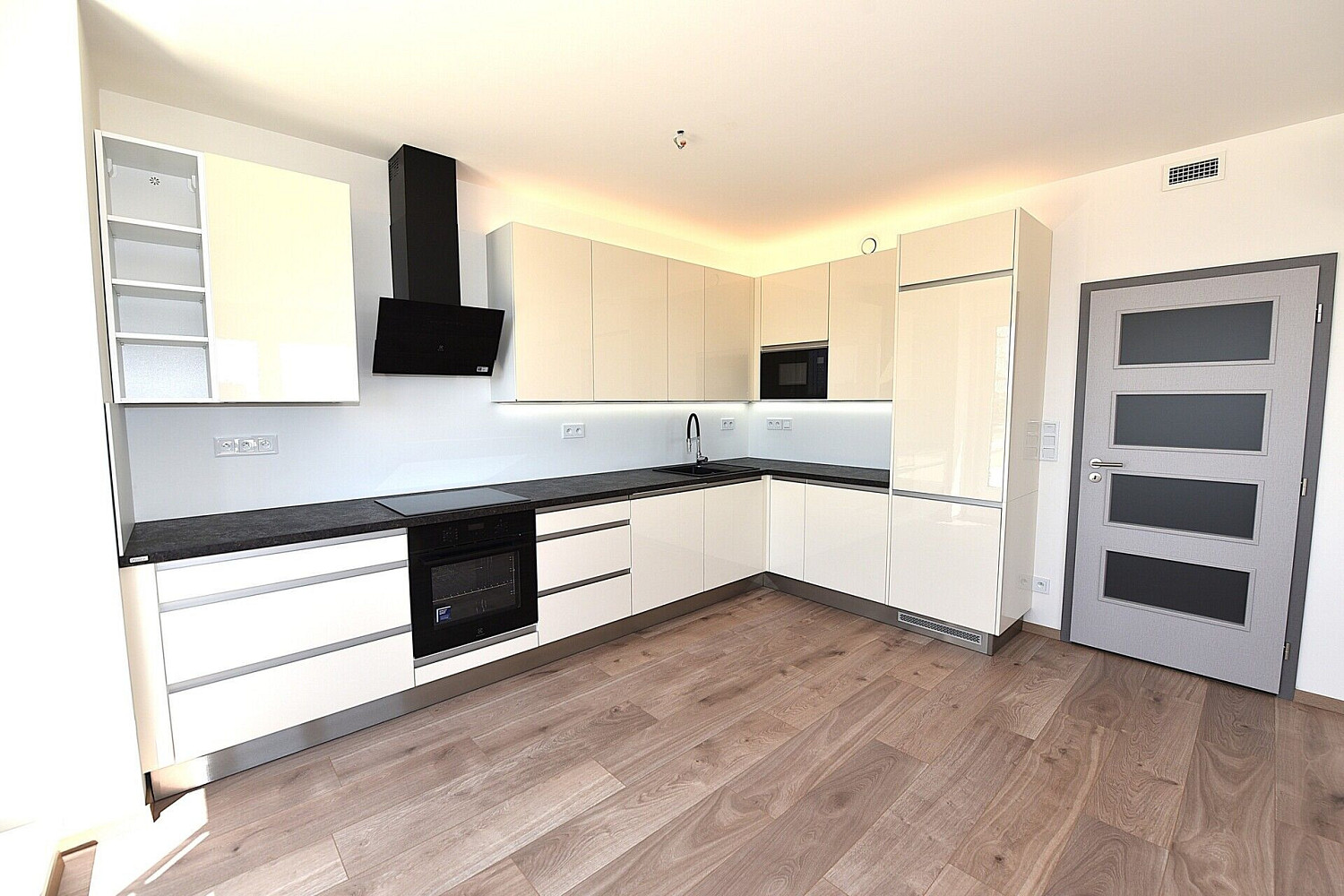 Prodej bytu 3+kk 138 m² - Więcej