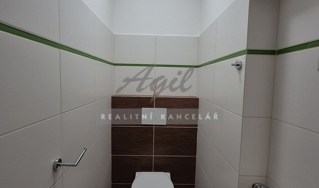 Prodej bytu 3+kk 99 m², Ivančice – náhled fotky 14