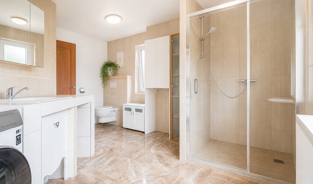 Prodej domu 449 m² s pozemkem 963 m², Velemín – náhled fotky 16