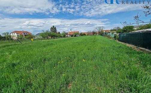 Prodej stavebního pozemku 1 836 m², Radslavice, okres Přerov