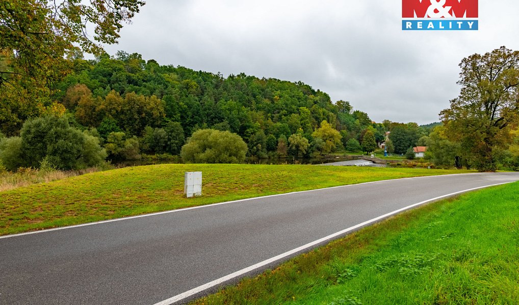 Prodej pozemku 1 054 m², Zlatá Koruna – náhled fotky 7