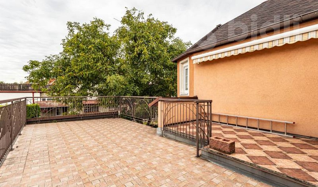 Prodej domu 285 m² s pozemkem 307 m², Jirkov – náhled fotky 15