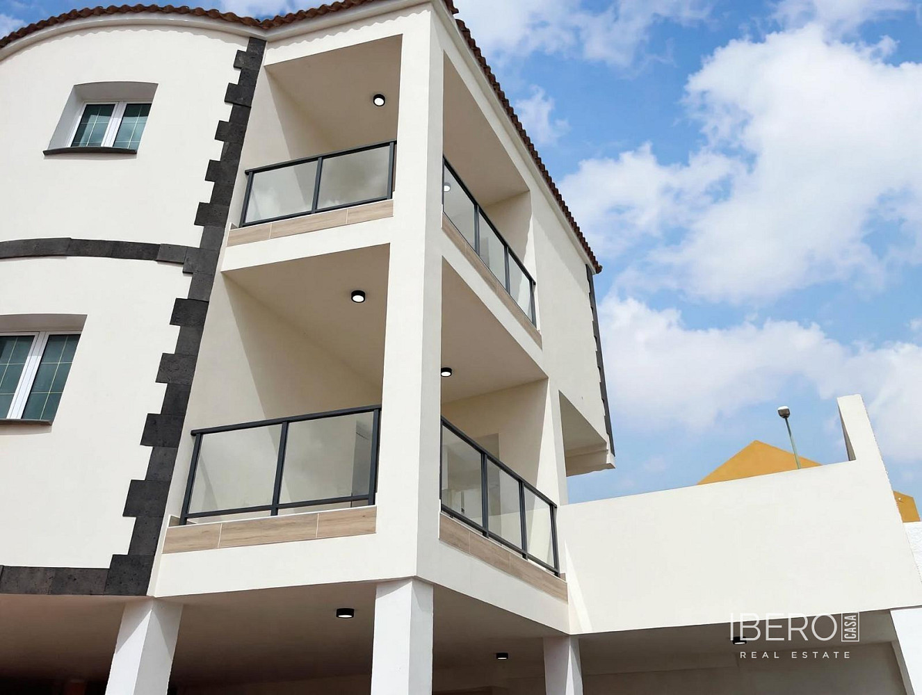 Prodej domu 255 m² s pozemkem 255 m²