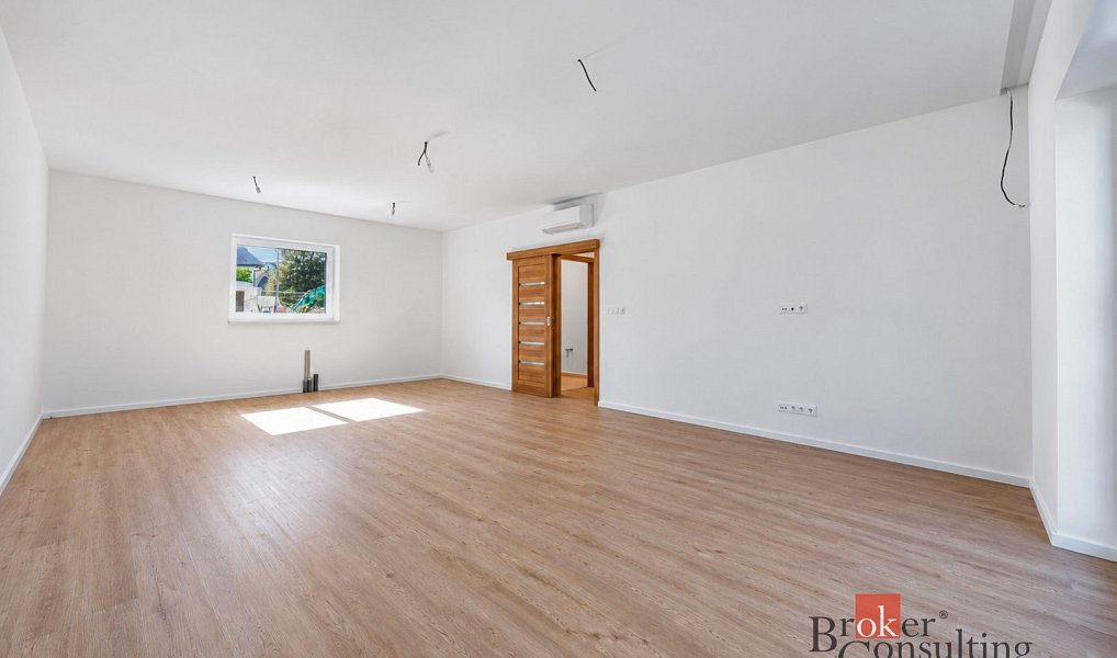 Prodej domu 97 m² s pozemkem 227 m², Chvaletice – náhled fotky 11