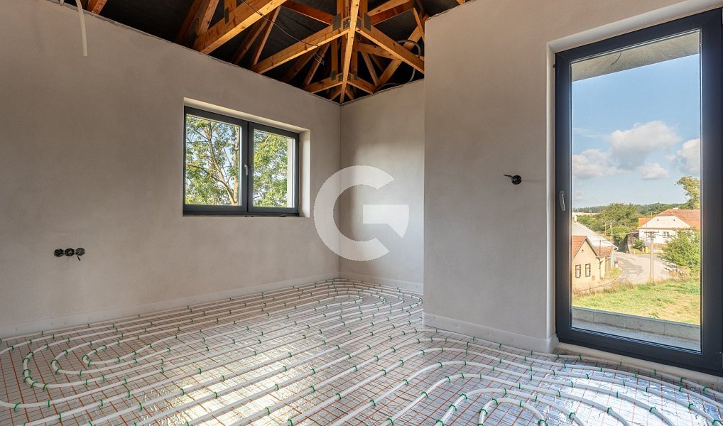 Prodej domu 150 m² s pozemkem 260 m², Jaroměřice – náhled fotky 9