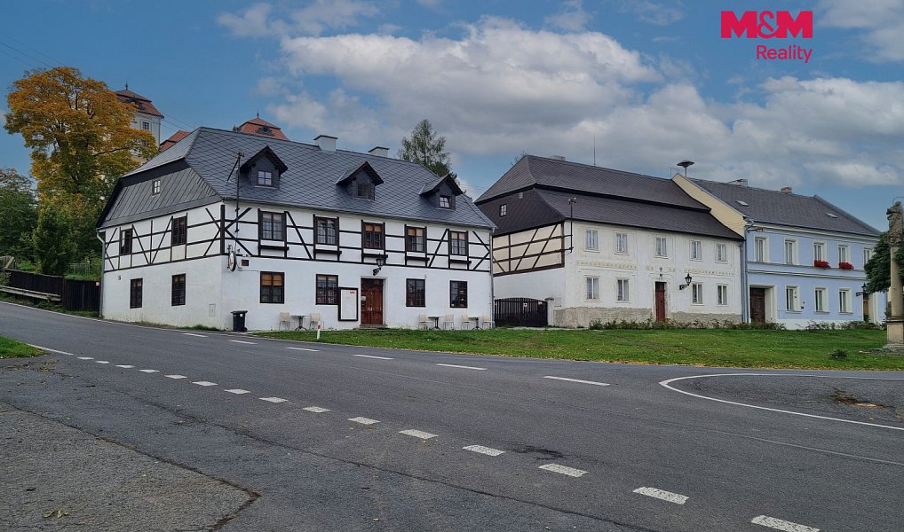 Prodej stavebního pozemku 1 556 m², Valeč – náhled fotky 15