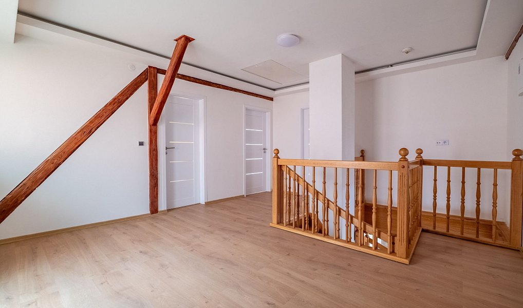 Prodej domu 181 m² s pozemkem 656 m², Vrbčany – náhled fotky 12