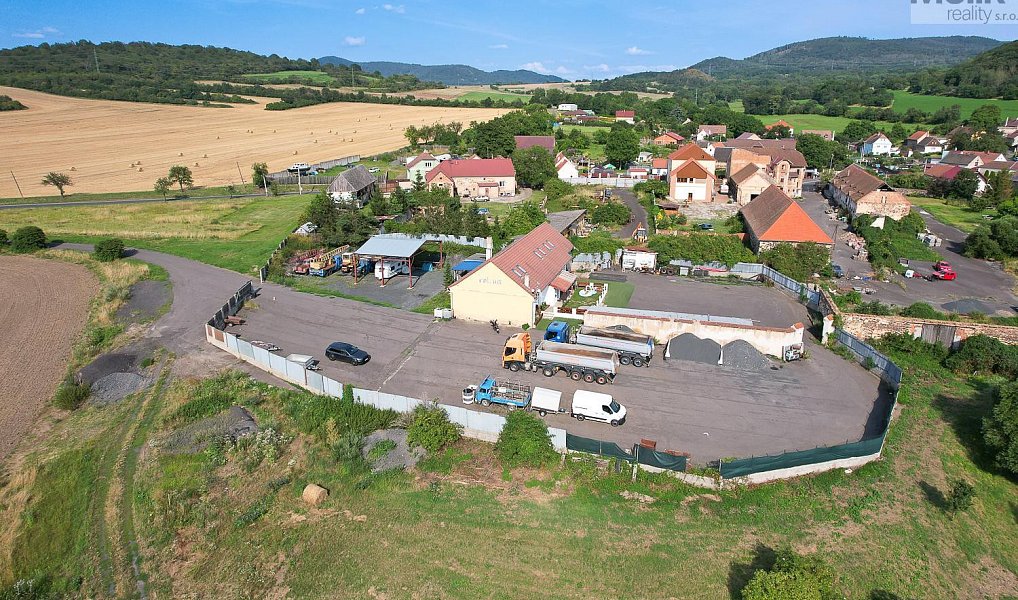 Prodej domu 244 m² s pozemkem 1 483 m², Hrobčice – náhled fotky 28