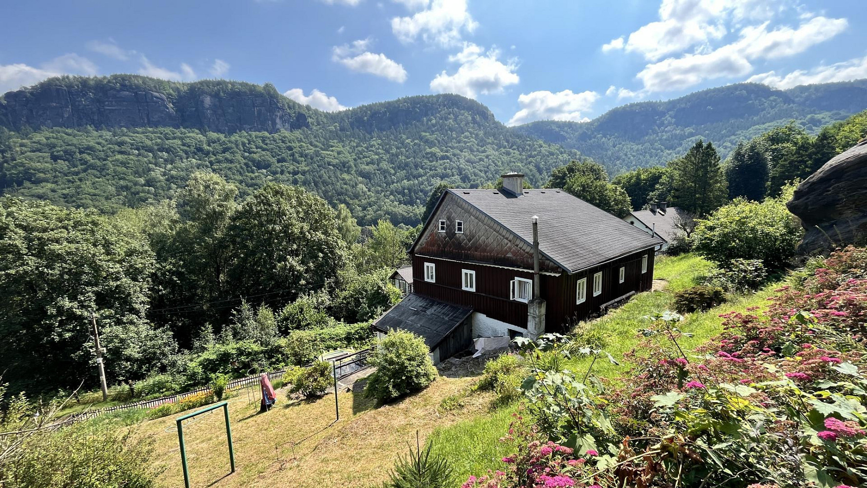 Prodej domu 150 m² s pozemkem 1 342 m²