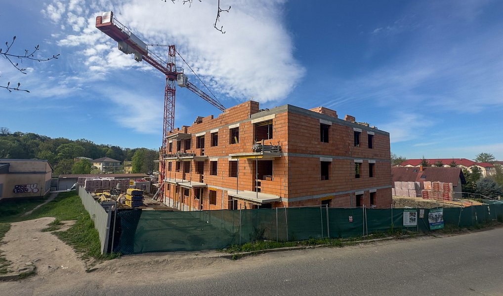 Prodej bytu 2+kk 64 m², Milovice – náhled fotky 11