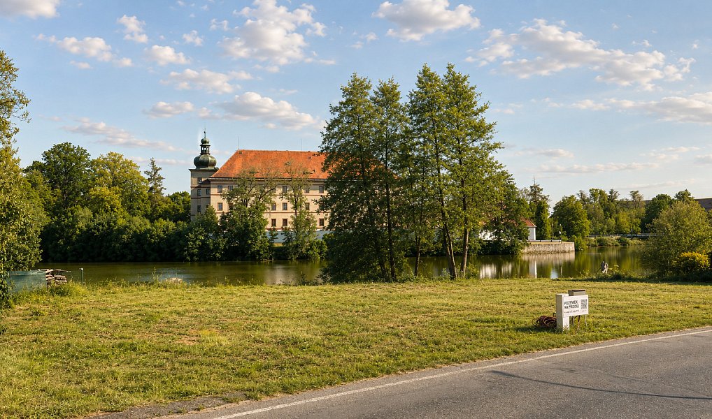 Prodej stavebního pozemku 1 470 m², Lnáře – náhled fotky 2
