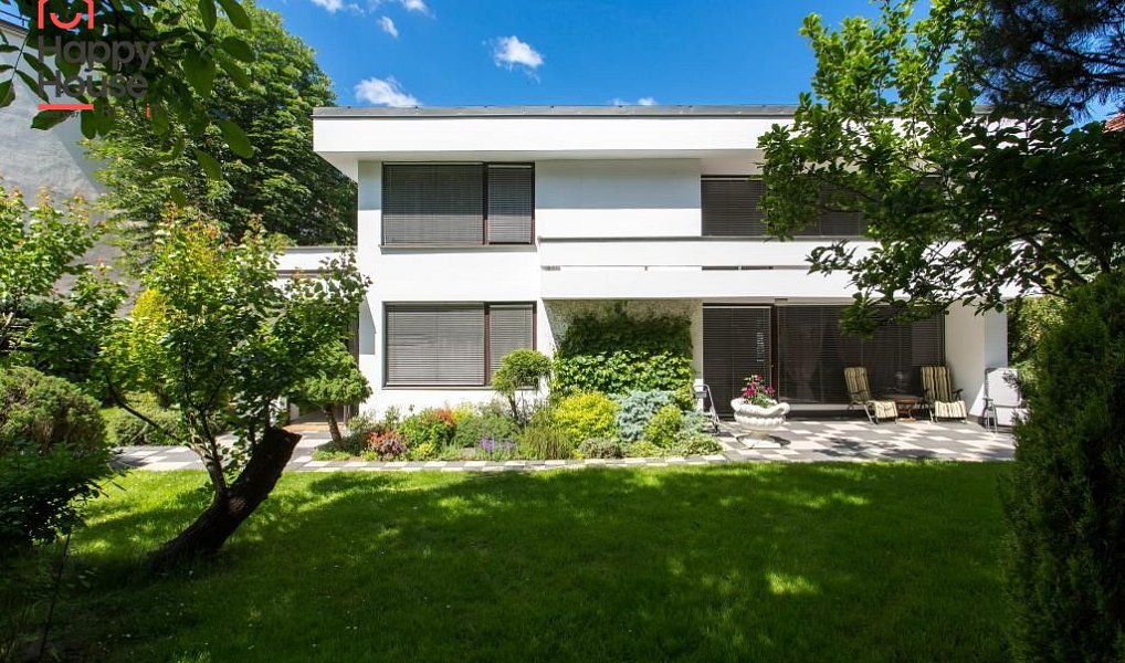 Pronájem domu 240 m² s pozemkem 820 m², Praha – náhled fotky 23