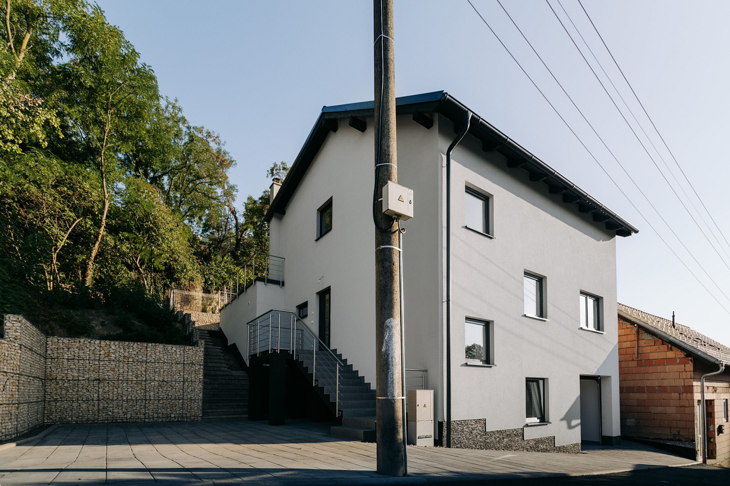 Prodej domu 255 m² s pozemkem 233 m² – fotografie 2