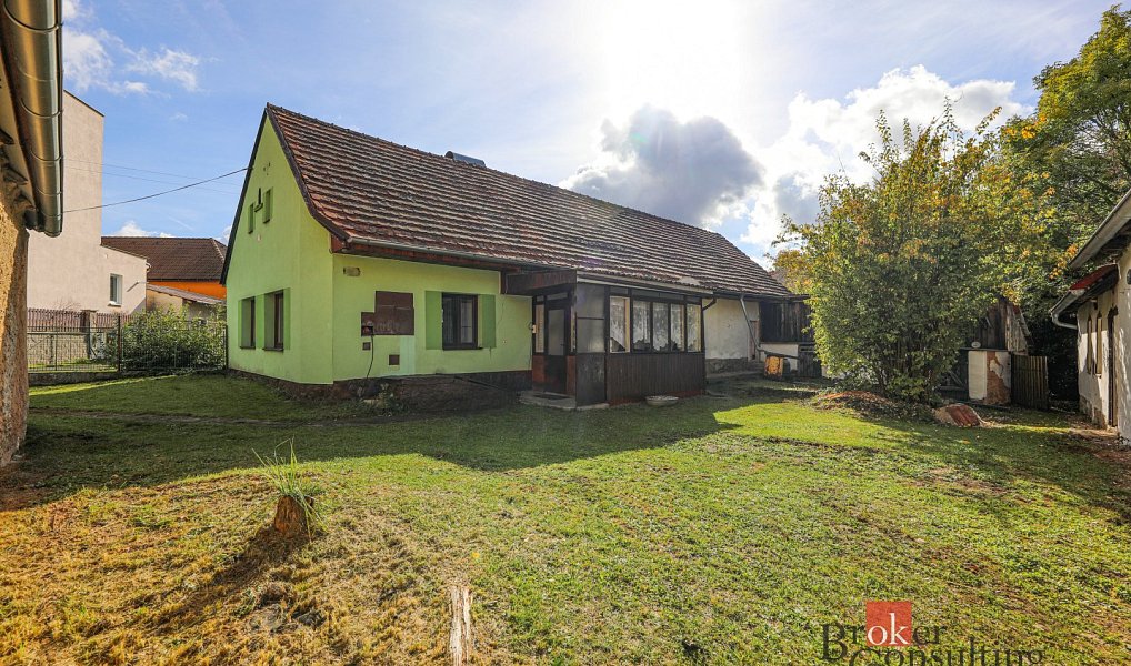 Prodej domu 188 m² s pozemkem 2 122 m², Neurazy – náhled fotky 11