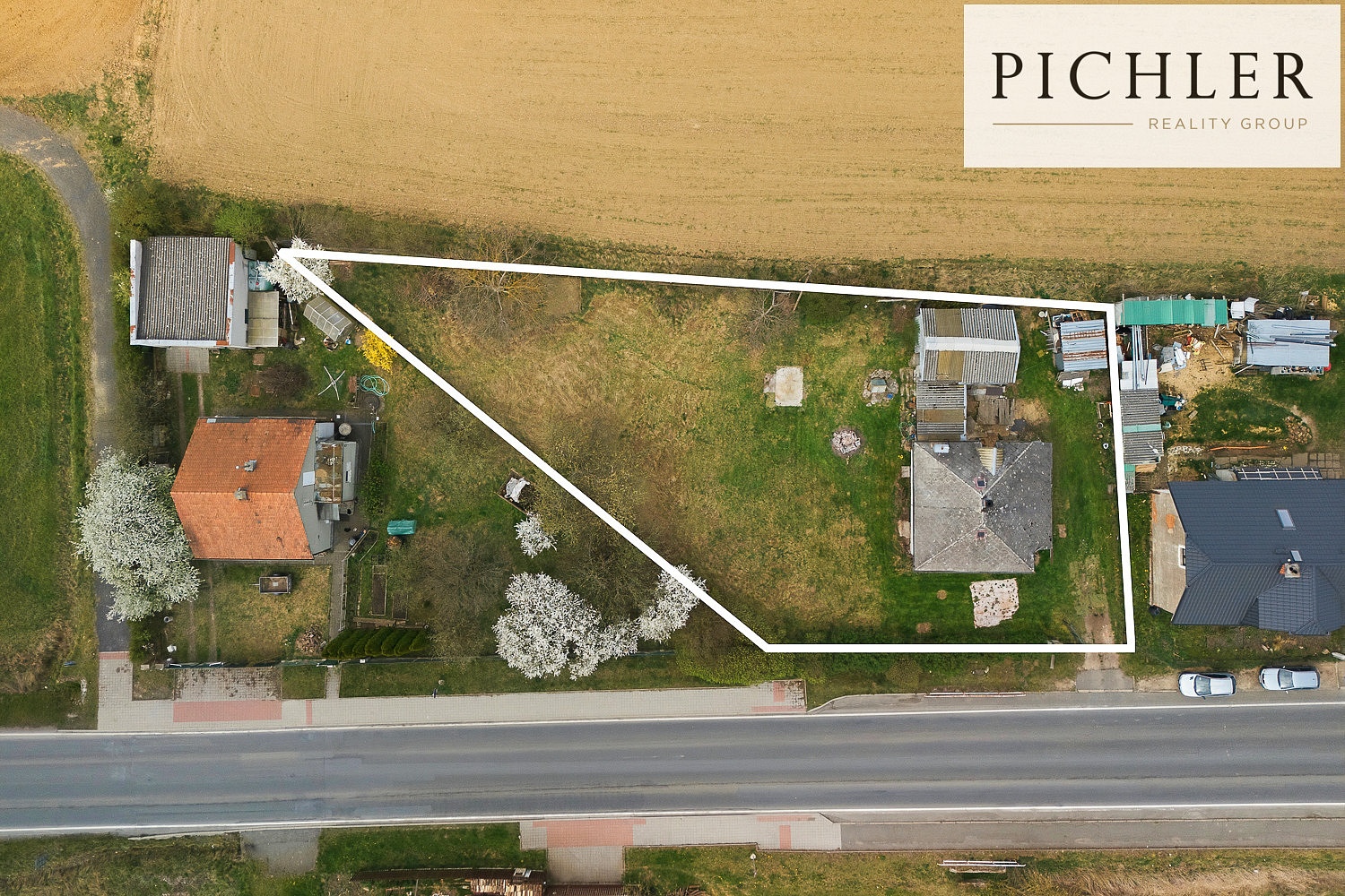Prodej domu 68 m² s pozemkem 1 056 m² — photo 2