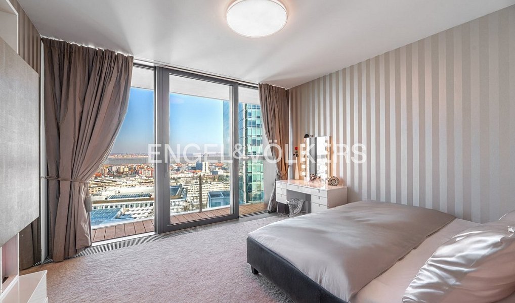 Prodej bytu 4+kk 234 m², Praha – náhled fotky 9