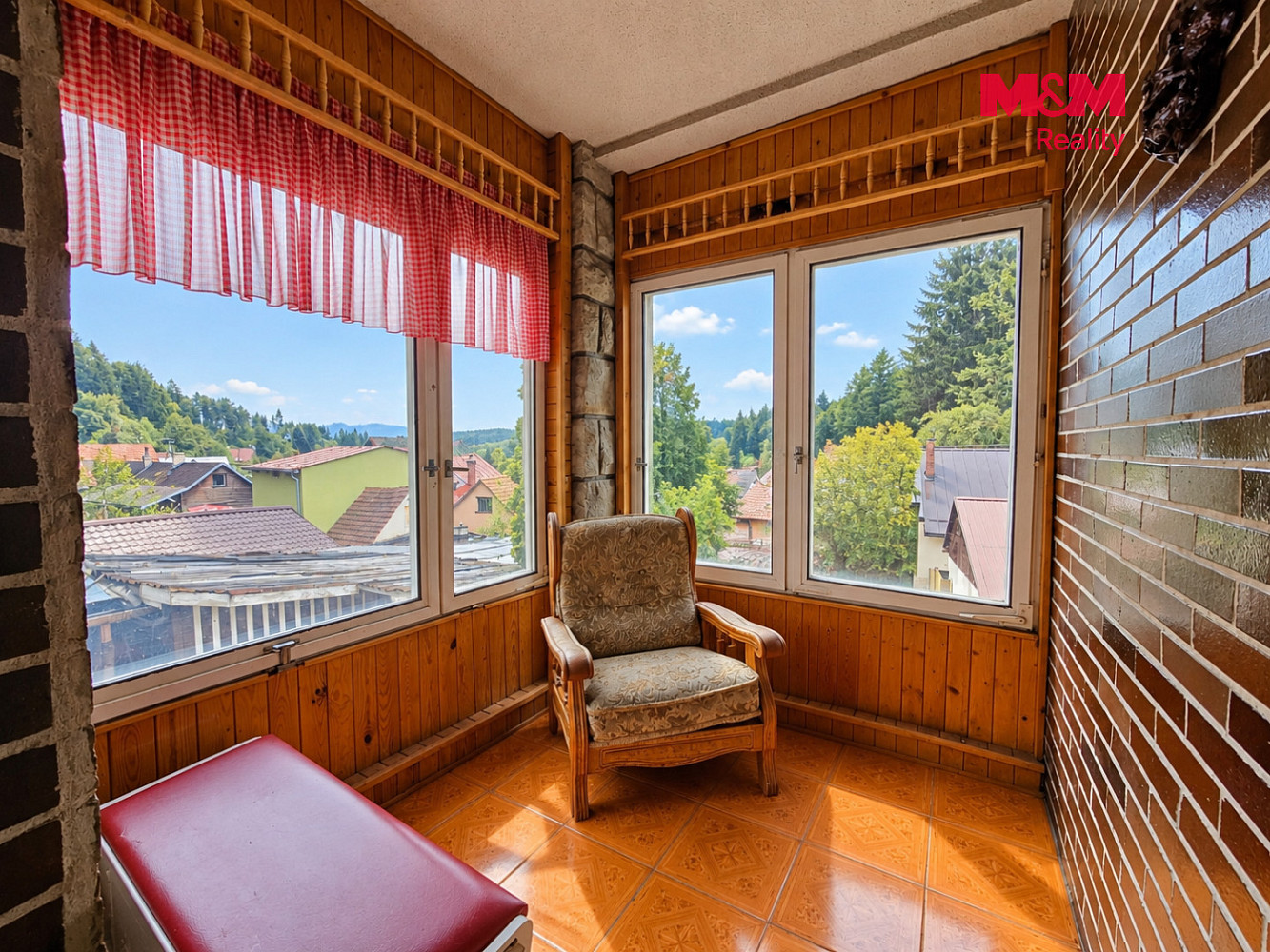 Prodej domu 200 m² s pozemkem 837 m² – fotografie 3