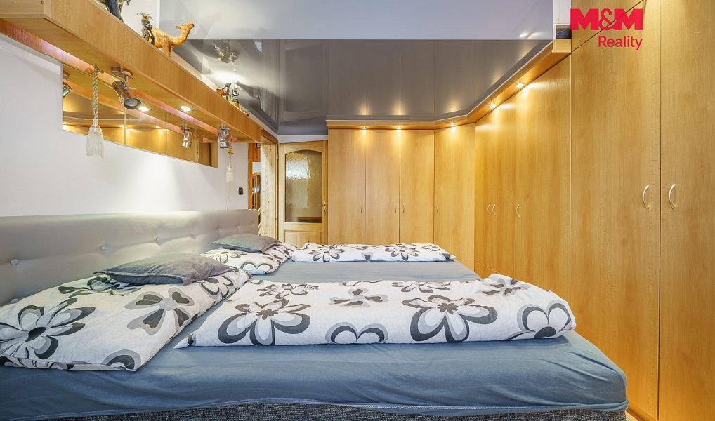 Prodej domu 130 m² s pozemkem 270 m², Kadaň – náhled fotky 8